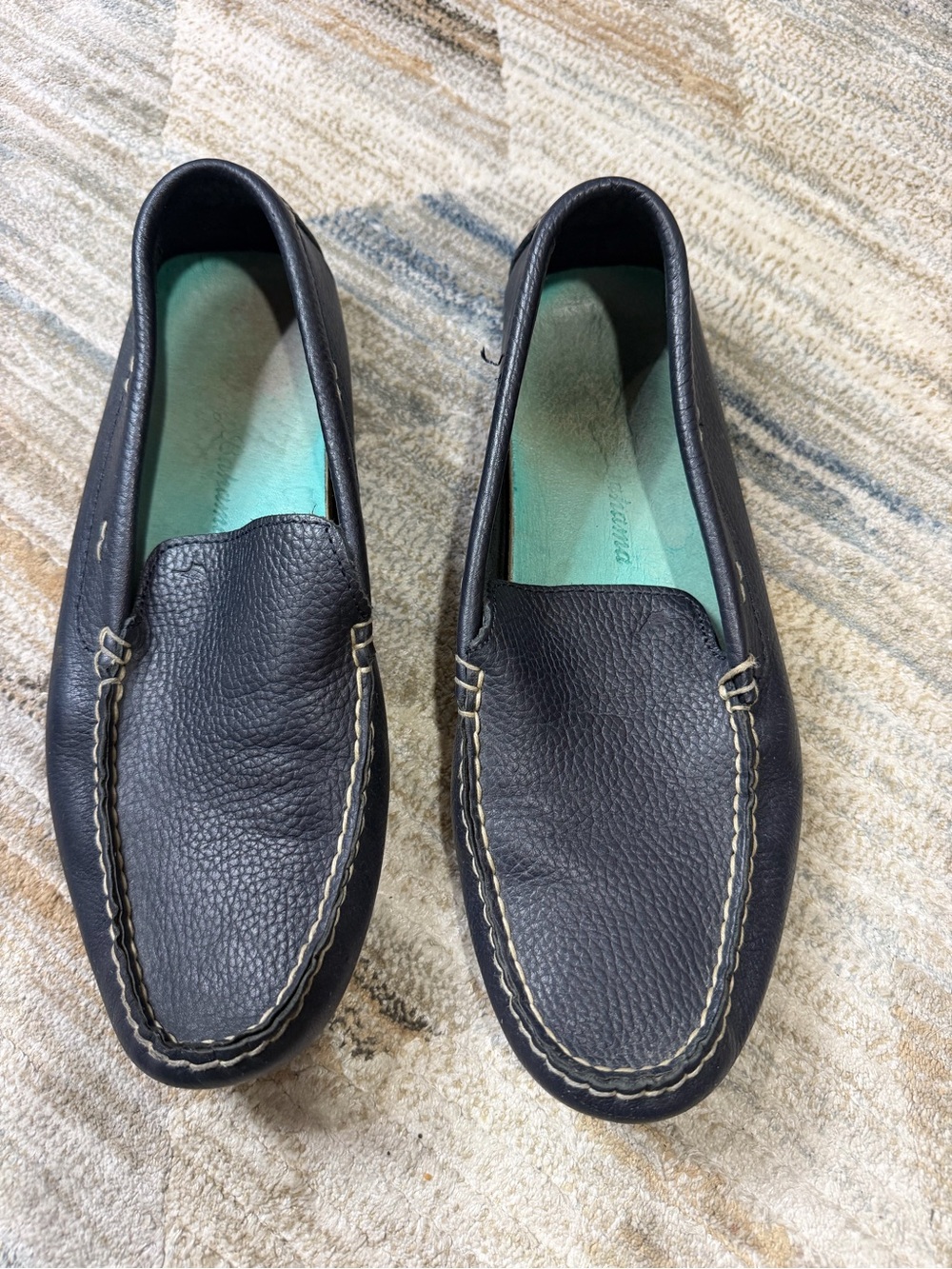 Tommy Bahama Black Leather Moccasin Slip-On Loafers